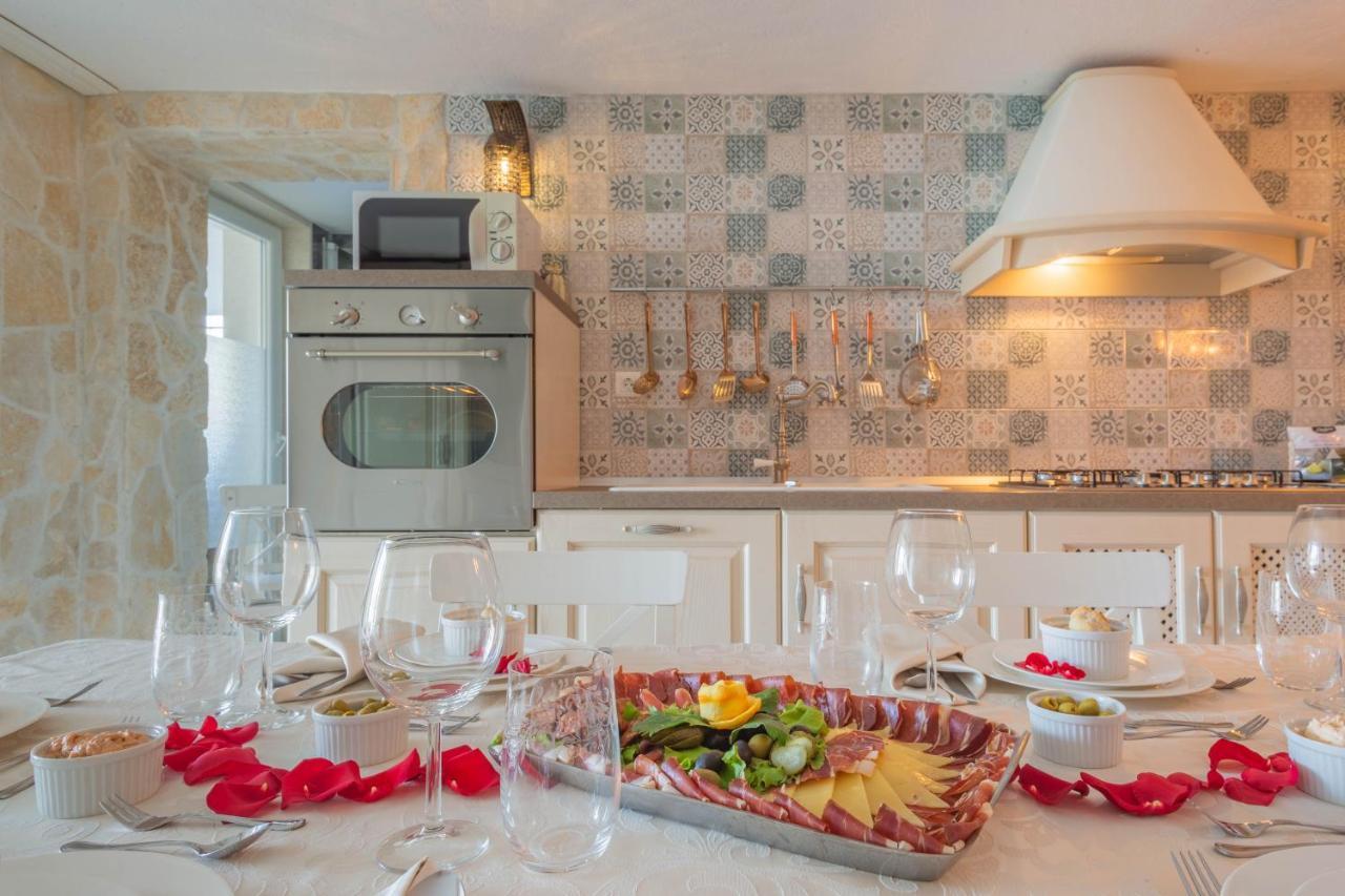 Villa Palace Al Nera Трогир Екстериор снимка