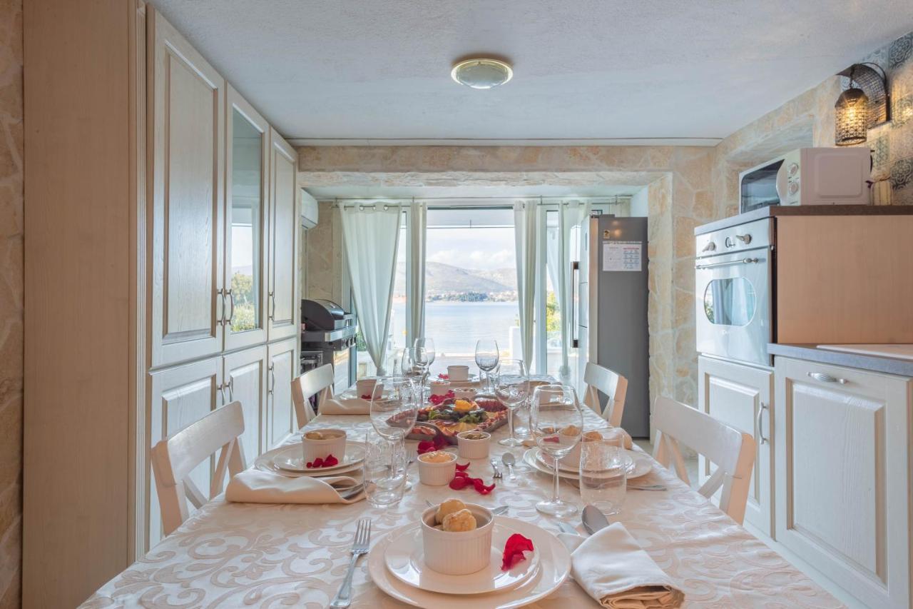 Villa Palace Al Nera Трогир Екстериор снимка