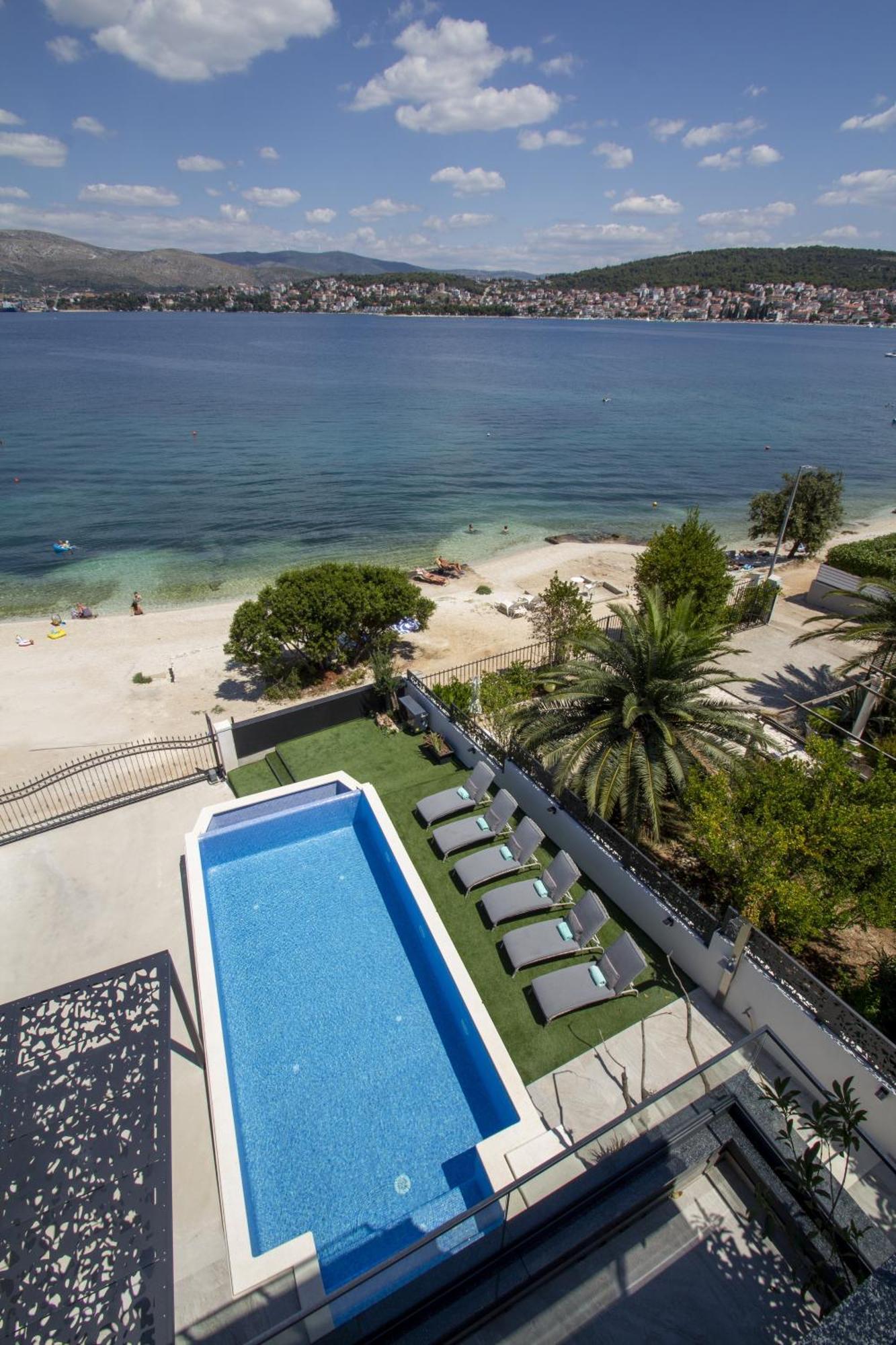 Villa Palace Al Nera Трогир Екстериор снимка