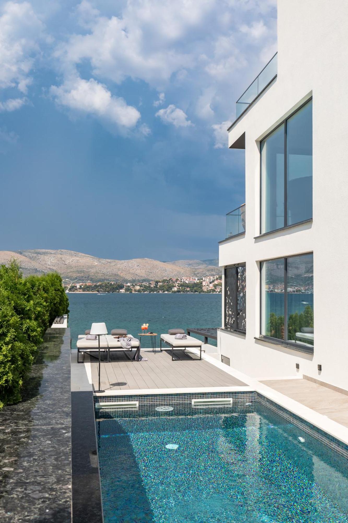 Villa Palace Al Nera Трогир Екстериор снимка