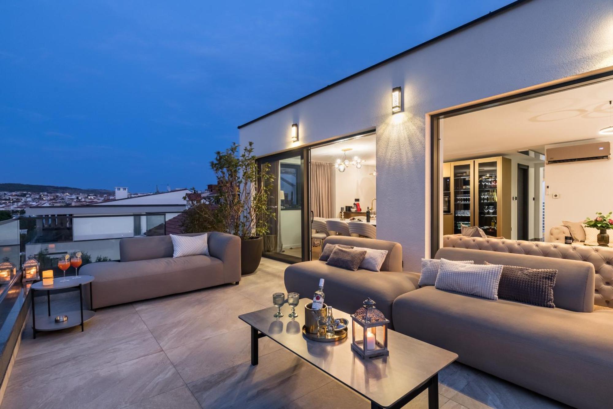 Villa Palace Al Nera Трогир Екстериор снимка